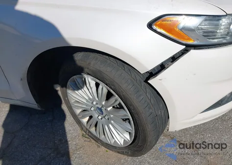 2014 Ford Fusion Energi Se Luxury из США, поврежденный, VIN 3FA6P0PU3ER306606